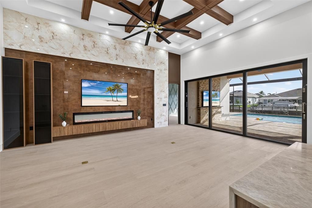 En Venta: $1,749,900 (4 camas, 4 baños, 2700 Pies cuadrados)