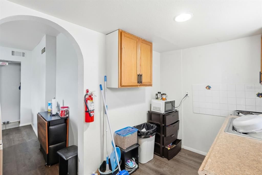 En Venta: $385,000 (0 camas, 0 baños, 1980 Pies cuadrados)