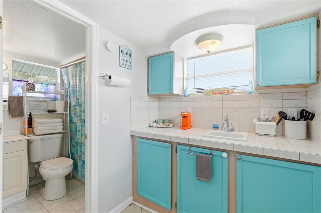 En Venta: $385,000 (0 camas, 0 baños, 1980 Pies cuadrados)