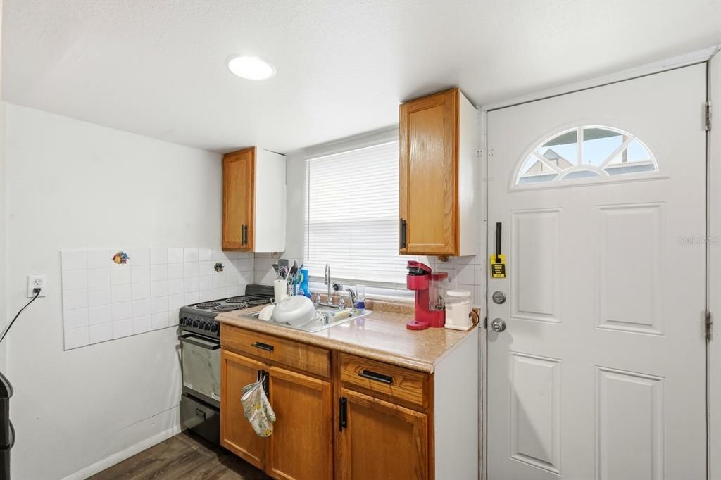 En Venta: $385,000 (0 camas, 0 baños, 1980 Pies cuadrados)