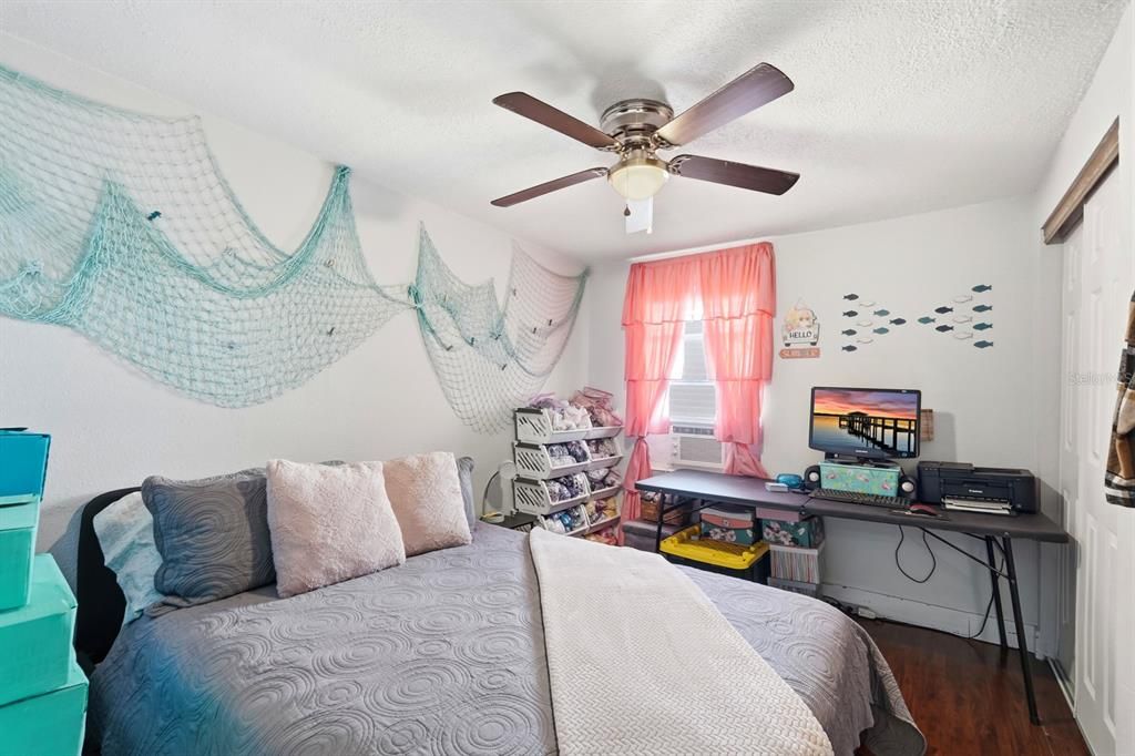 En Venta: $385,000 (0 camas, 0 baños, 1980 Pies cuadrados)