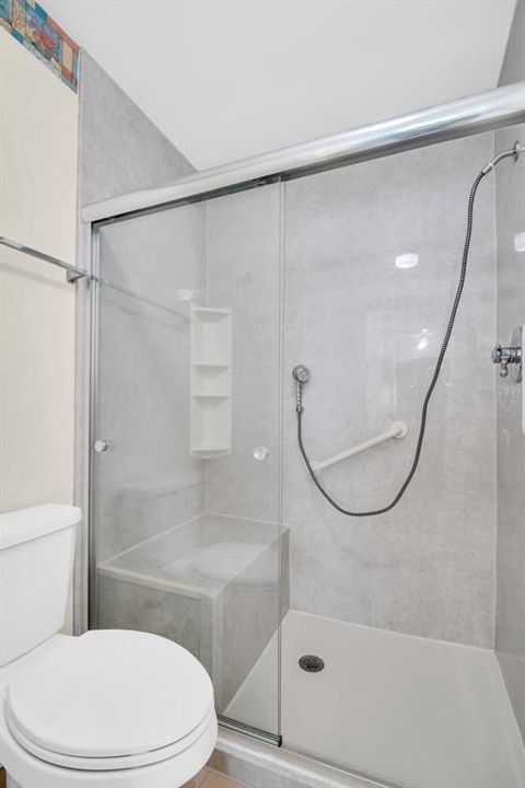 For Sale: $349,900 (2 beds, 2 baths, 1332 Square Feet)