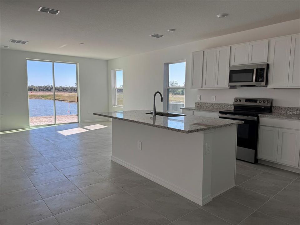 For Sale: $355,999 (3 beds, 2 baths, 1530 Square Feet)