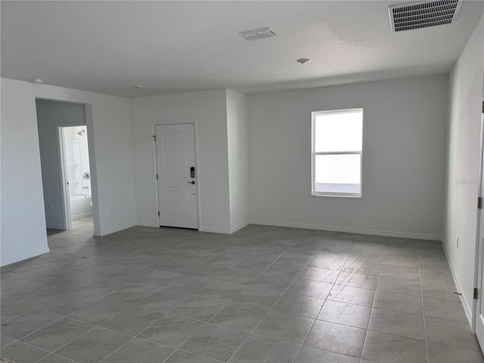 For Sale: $355,999 (3 beds, 2 baths, 1530 Square Feet)