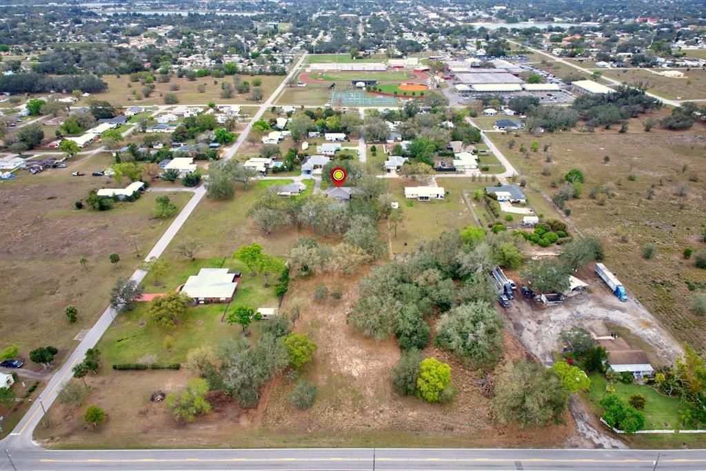 En Venta: $420,000 (3 camas, 2 baños, 2501 Pies cuadrados)