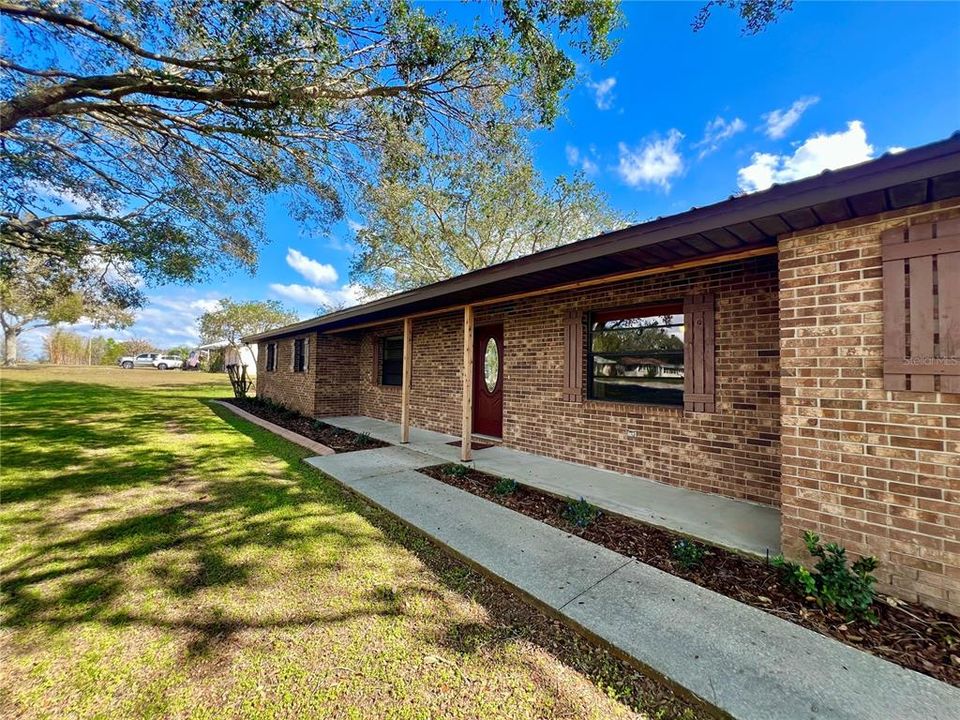 En Venta: $420,000 (3 camas, 2 baños, 2501 Pies cuadrados)