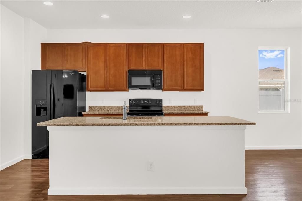 For Sale: $412,000 (3 beds, 2 baths, 1917 Square Feet)