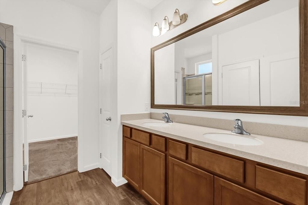 For Sale: $412,000 (3 beds, 2 baths, 1917 Square Feet)