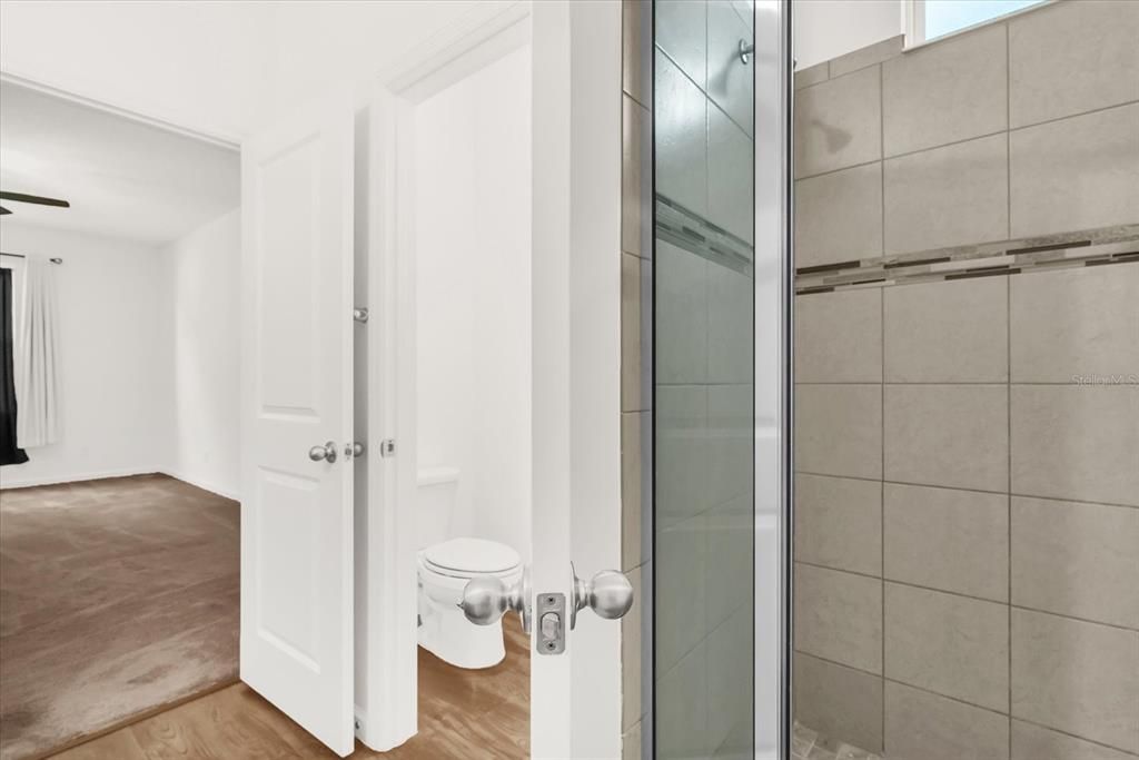 For Sale: $412,000 (3 beds, 2 baths, 1917 Square Feet)