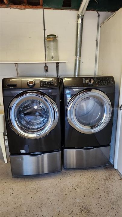 For Rent: $1,875 (3 beds, 2 baths, 1004 Square Feet)