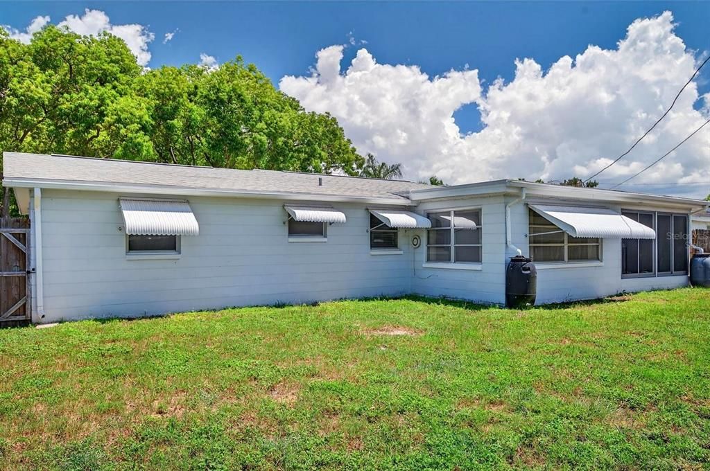 For Rent: $1,875 (3 beds, 2 baths, 1004 Square Feet)