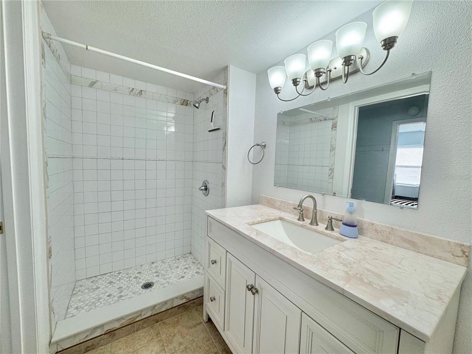 For Rent: $1,350 (2 beds, 2 baths, 1148 Square Feet)