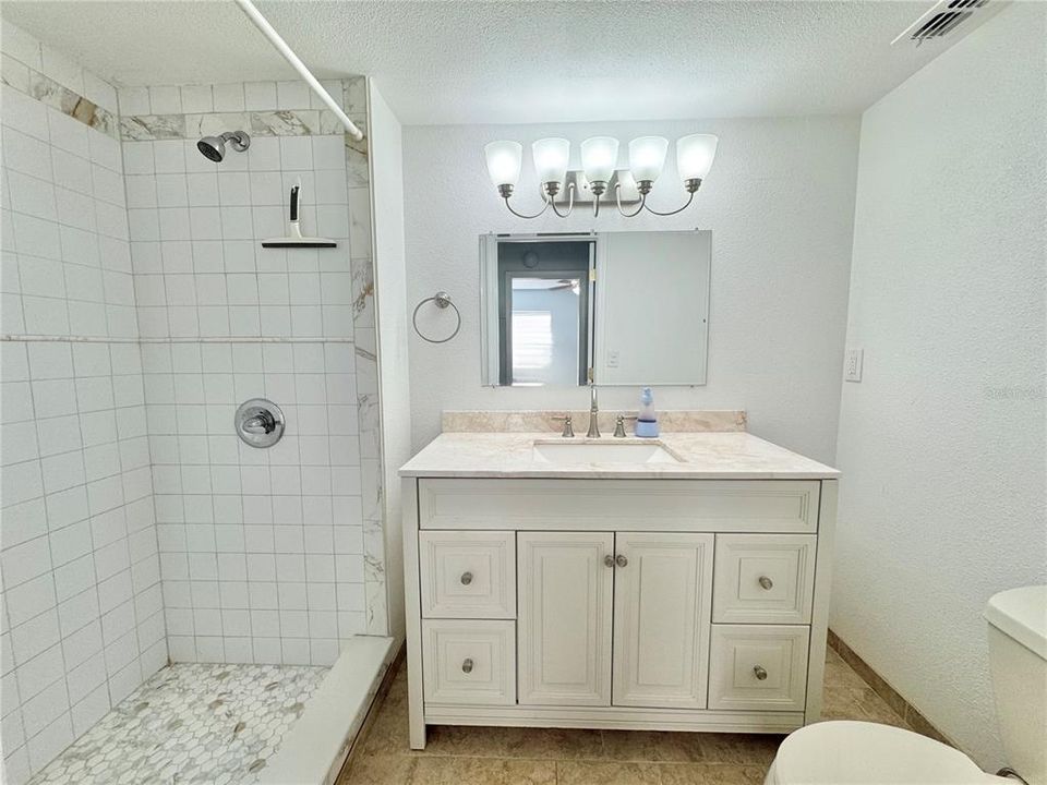 For Rent: $1,350 (2 beds, 2 baths, 1148 Square Feet)