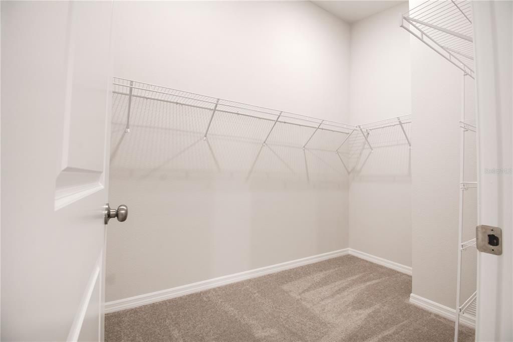 For Rent: $2,450 (3 beds, 2 baths, 1615 Square Feet)