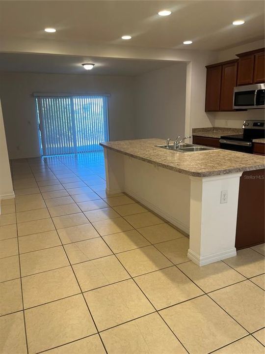 For Sale: $219,900 (3 beds, 2 baths, 1621 Square Feet)