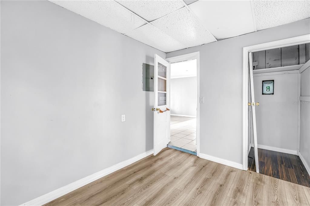 На продажу: $155,000 (1 спален, 1 ванн, 542 Квадратных фут)