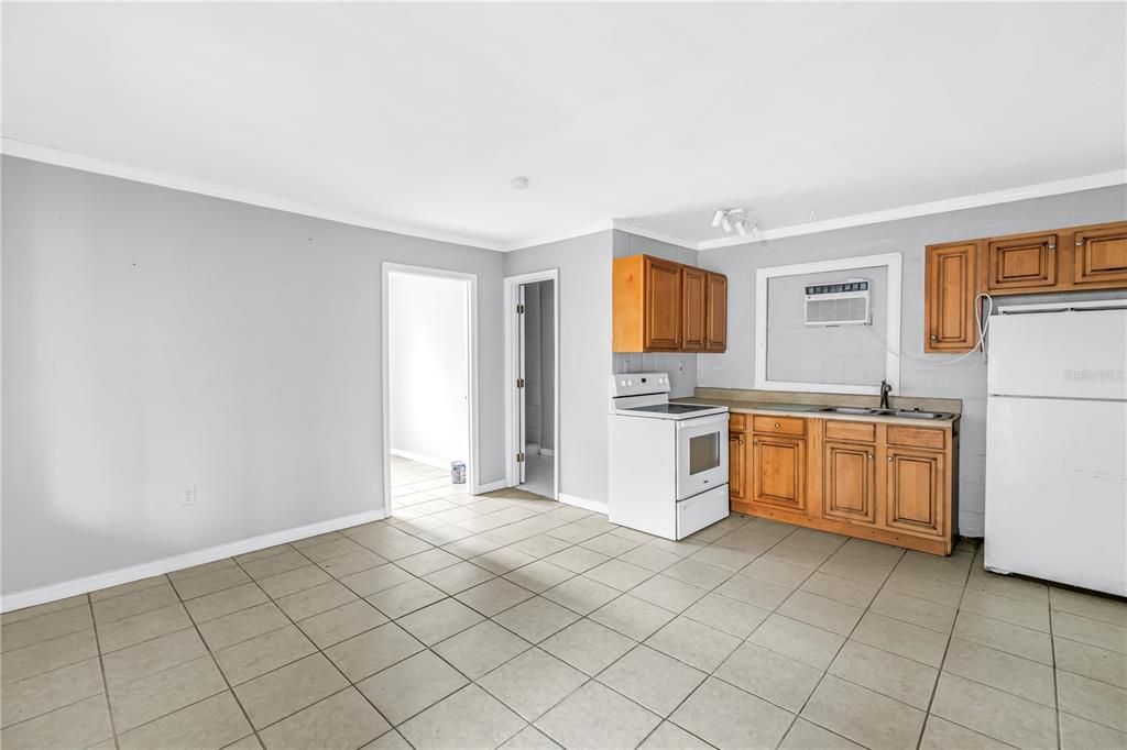 На продажу: $155,000 (1 спален, 1 ванн, 542 Квадратных фут)