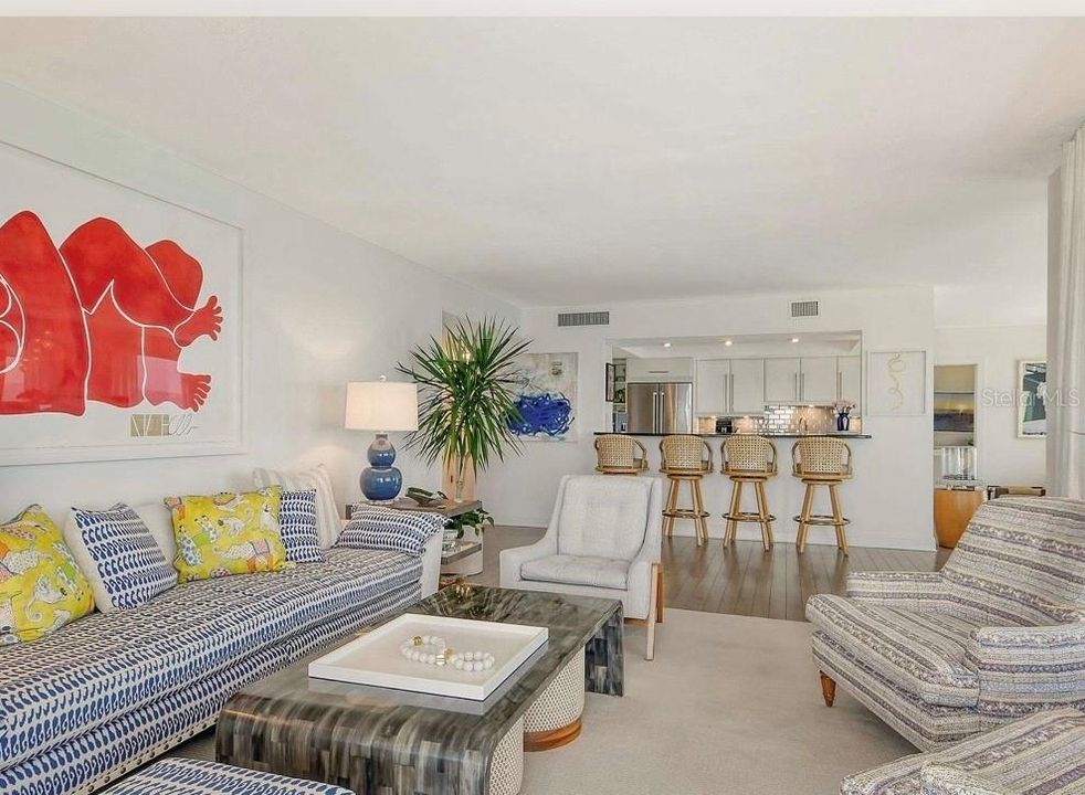 For Rent: $13,500 (2 beds, 2 baths, 1651 Square Feet)