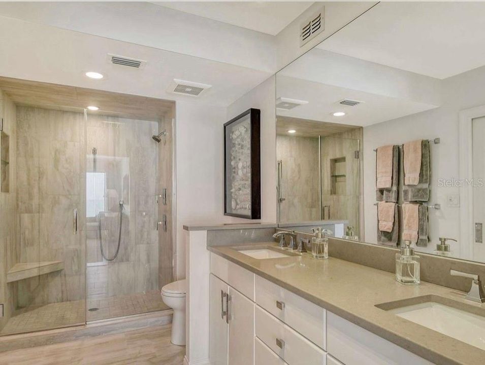 For Rent: $13,500 (2 beds, 2 baths, 1651 Square Feet)