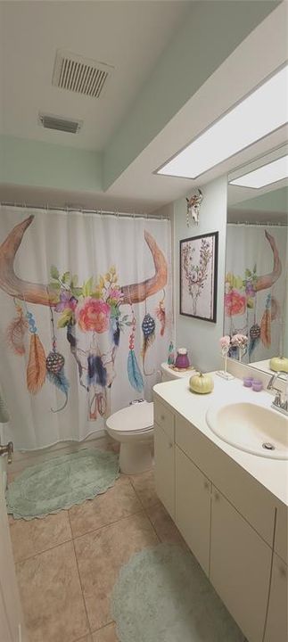 For Sale: $244,900 (2 beds, 2 baths, 1162 Square Feet)