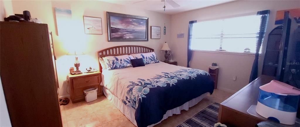 For Sale: $244,900 (2 beds, 2 baths, 1162 Square Feet)