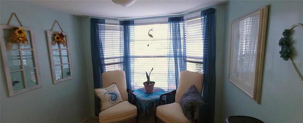 For Sale: $244,900 (2 beds, 2 baths, 1162 Square Feet)