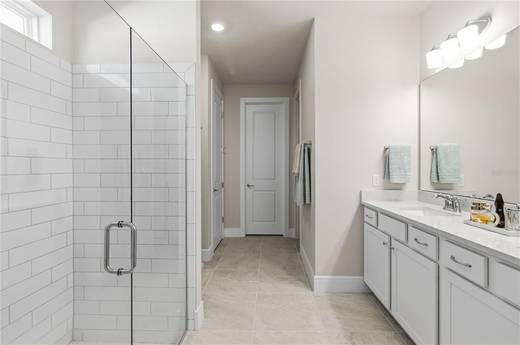 На продажу: $449,000 (4 спален, 3 ванн, 2258 Квадратных фут)