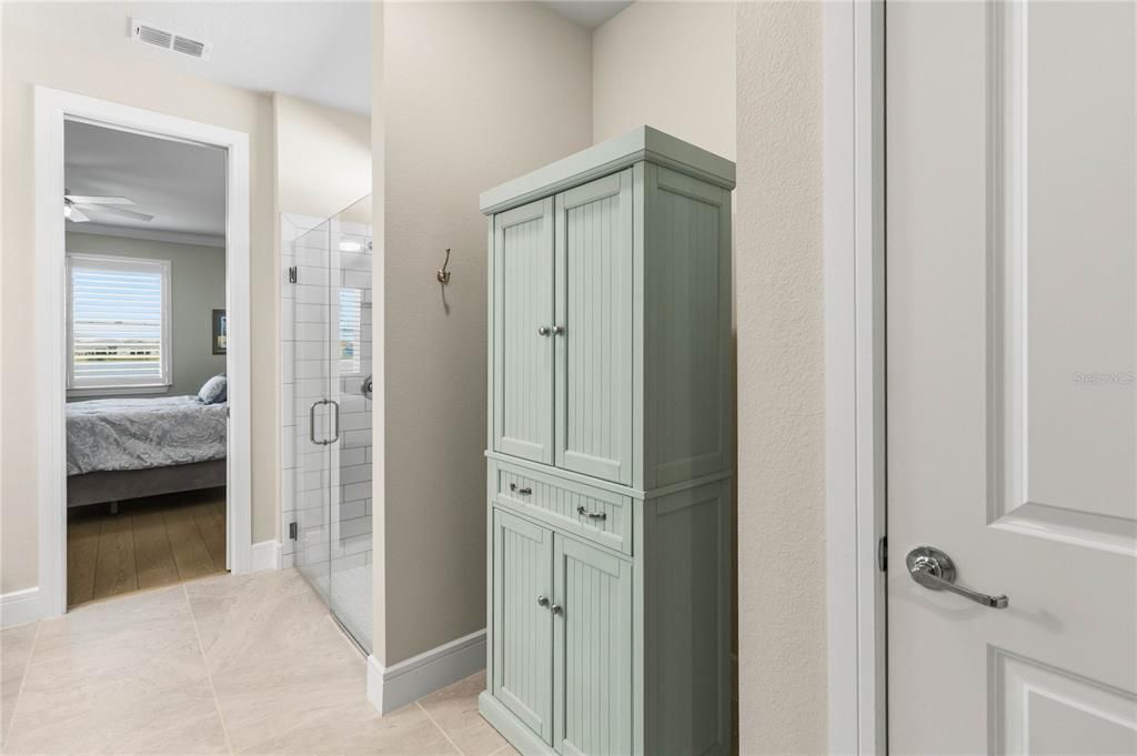 На продажу: $449,000 (4 спален, 3 ванн, 2258 Квадратных фут)