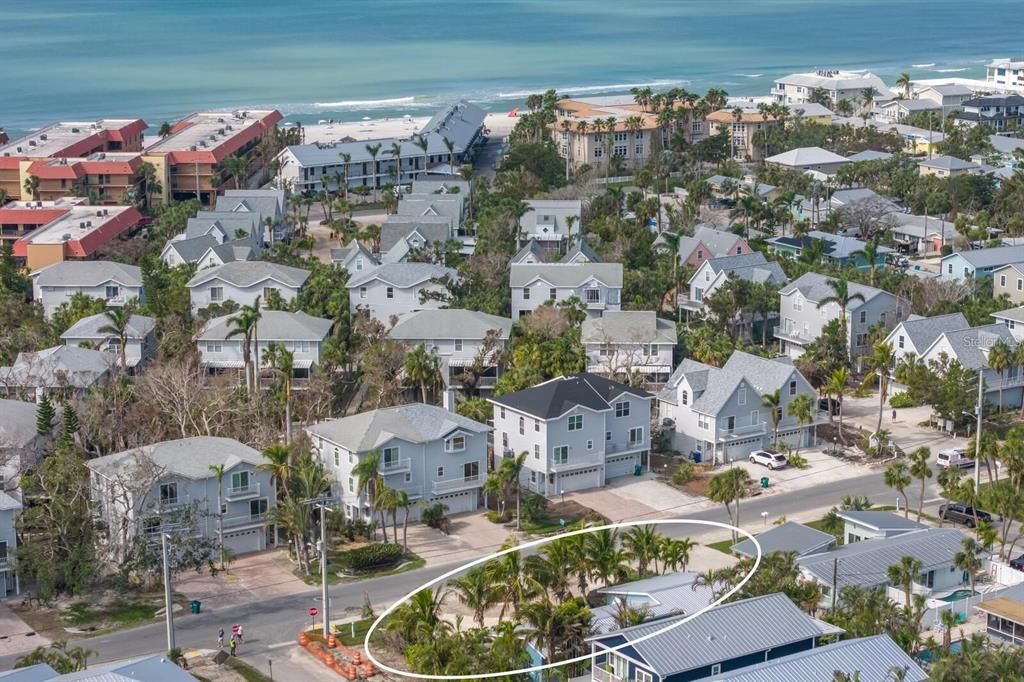 For Sale: $1,540,000 (5 beds, 3 baths, 1822 Square Feet)