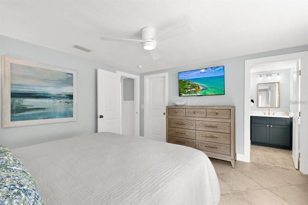 For Sale: $1,540,000 (5 beds, 3 baths, 1822 Square Feet)