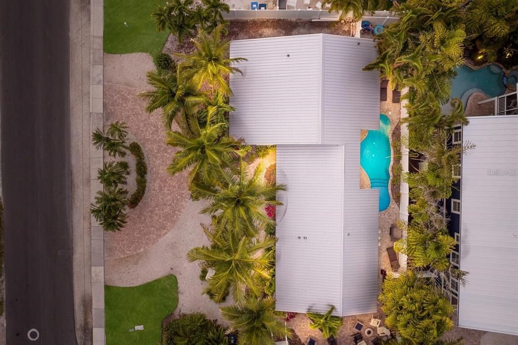 For Sale: $1,540,000 (5 beds, 3 baths, 1822 Square Feet)