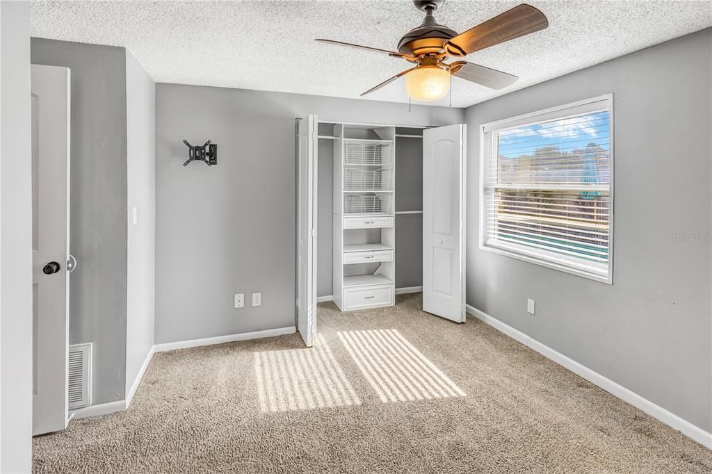 En Venta: $399,000 (5 camas, 2 baños, 1524 Pies cuadrados)