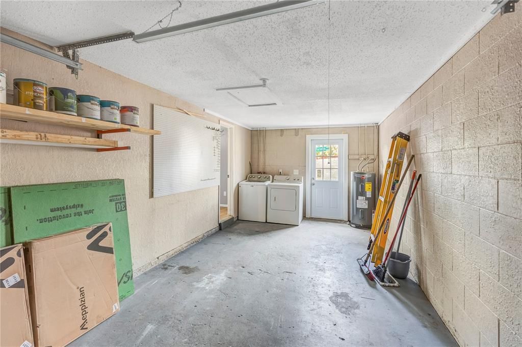 En Venta: $399,000 (5 camas, 2 baños, 1524 Pies cuadrados)