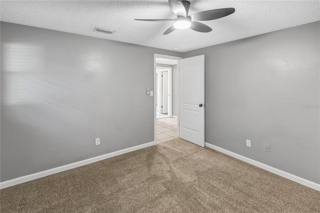 En Venta: $399,000 (5 camas, 2 baños, 1524 Pies cuadrados)