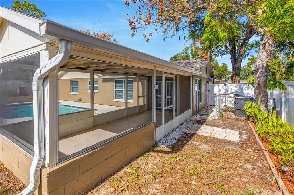 En Venta: $399,000 (5 camas, 2 baños, 1524 Pies cuadrados)