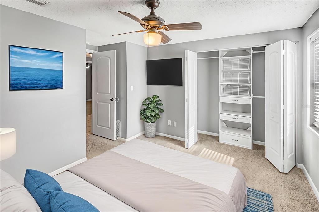 En Venta: $399,000 (5 camas, 2 baños, 1524 Pies cuadrados)