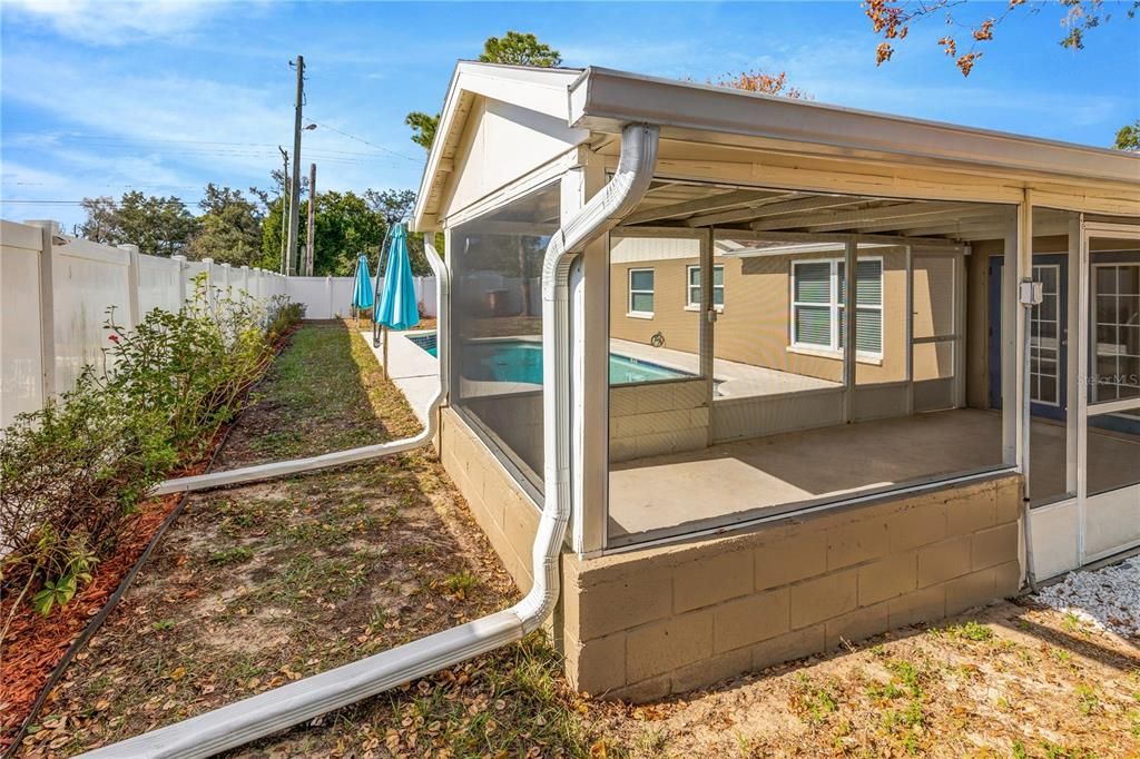 En Venta: $399,000 (5 camas, 2 baños, 1524 Pies cuadrados)