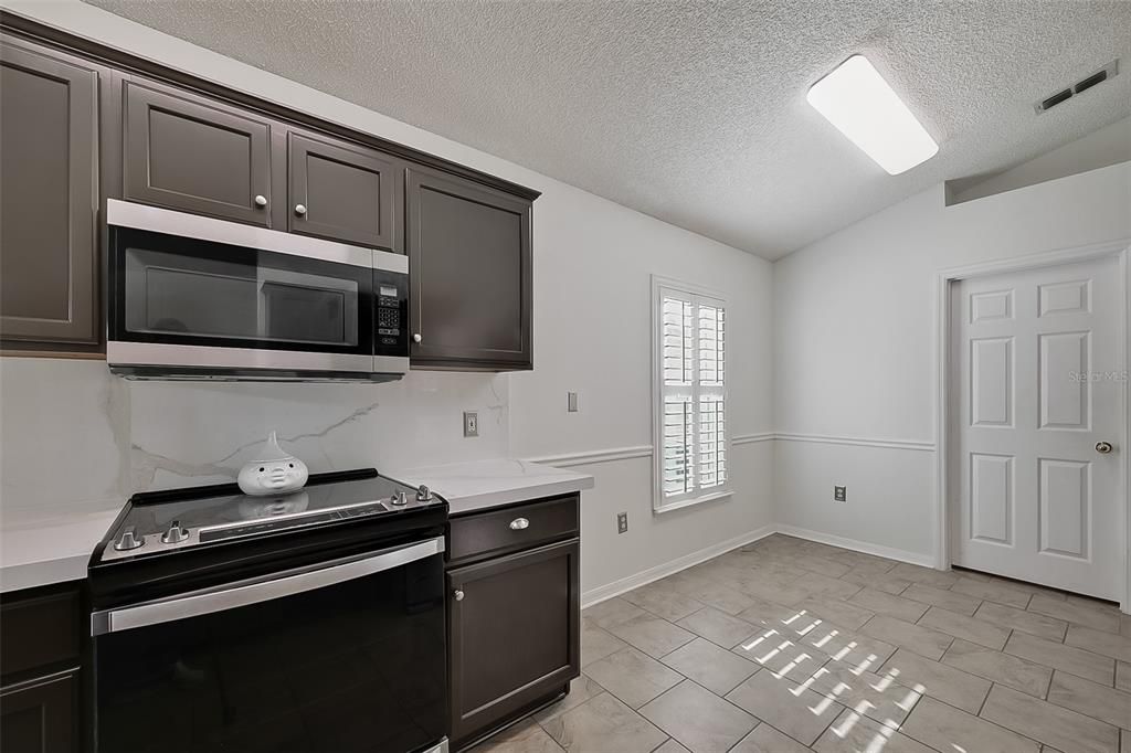 En Venta: $314,900 (3 camas, 2 baños, 1868 Pies cuadrados)