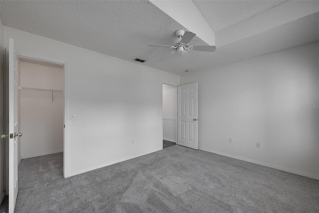 En Venta: $314,900 (3 camas, 2 baños, 1868 Pies cuadrados)