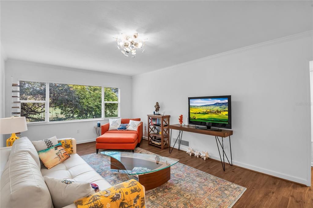 На продажу: $450,000 (1 спален, 1 ванн, 673 Квадратных фут)