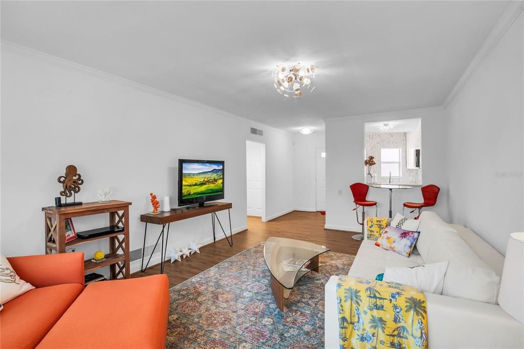 На продажу: $450,000 (1 спален, 1 ванн, 673 Квадратных фут)