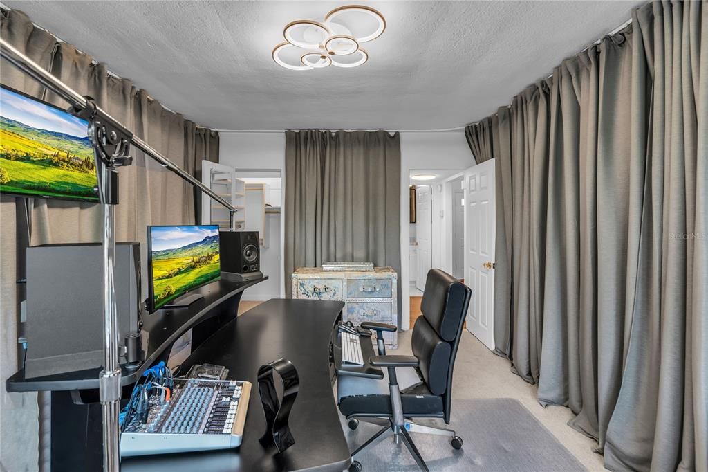 На продажу: $450,000 (1 спален, 1 ванн, 673 Квадратных фут)