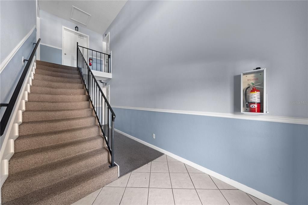 Activo con contrato: $184,900 (2 camas, 2 baños, 927 Pies cuadrados)