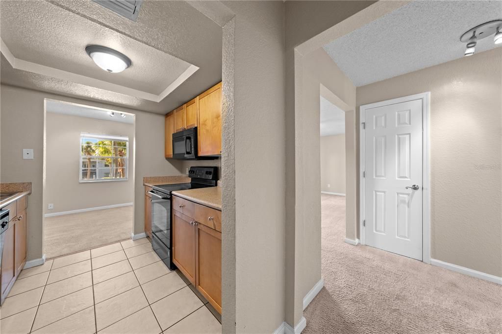 Activo con contrato: $184,900 (2 camas, 2 baños, 927 Pies cuadrados)