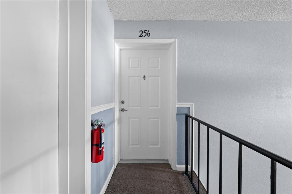 Activo con contrato: $184,900 (2 camas, 2 baños, 927 Pies cuadrados)