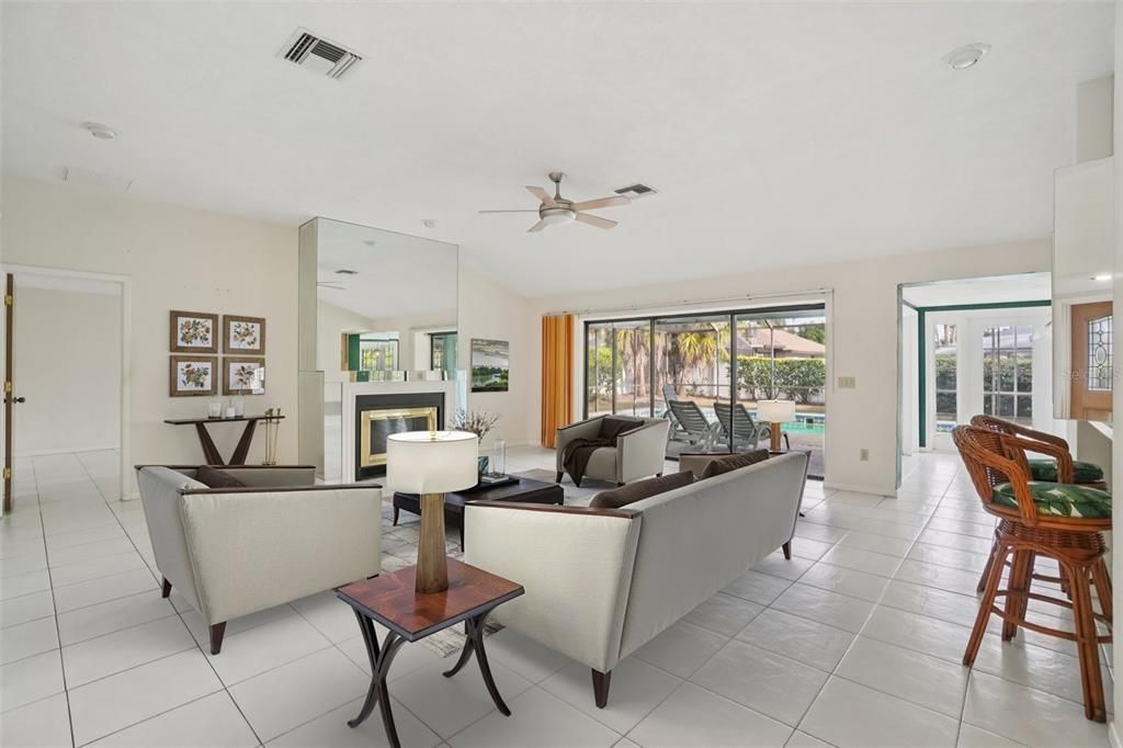 For Sale: $550,000 (3 beds, 2 baths, 2190 Square Feet)