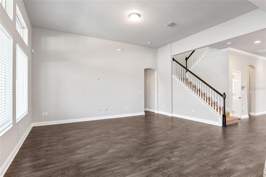 待售: $825,000 (4 贝兹, 3 浴室, 3270 平方英尺)