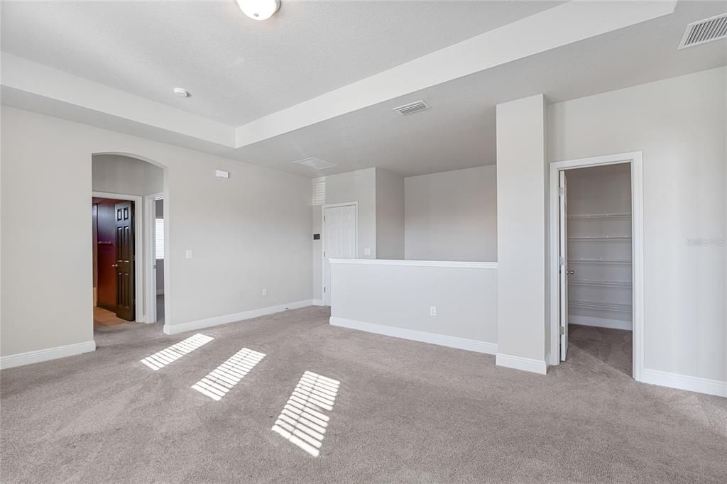 待售: $825,000 (4 贝兹, 3 浴室, 3270 平方英尺)