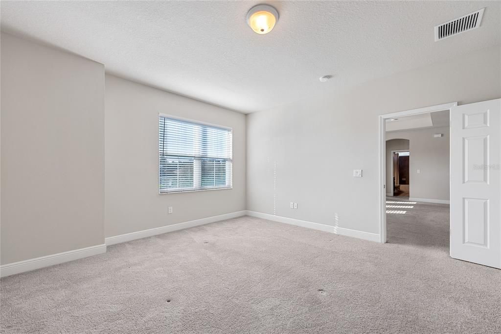 待售: $825,000 (4 贝兹, 3 浴室, 3270 平方英尺)