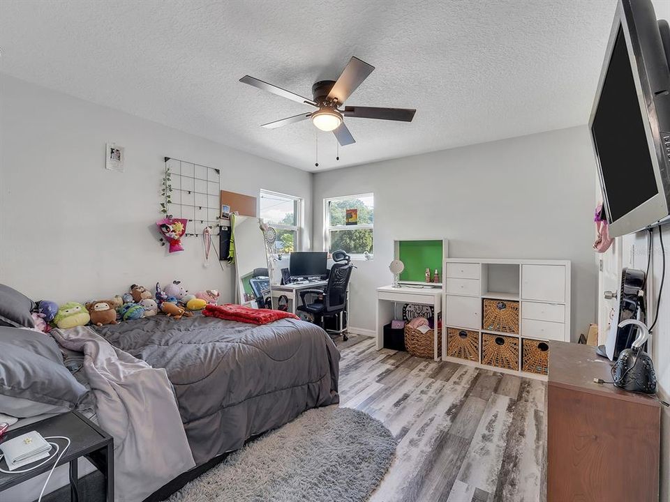 待售: $375,999 (3 贝兹, 2 浴室, 1784 平方英尺)